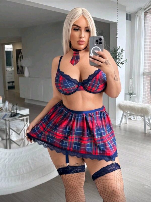LINGERIE