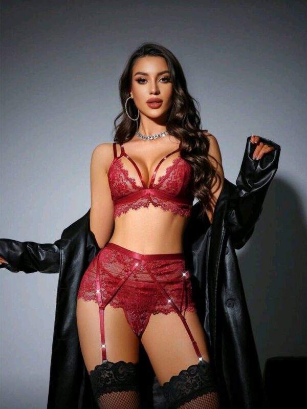 LINGERIE